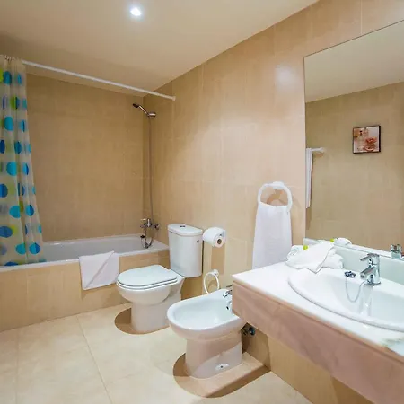 Adaria Apartamento *